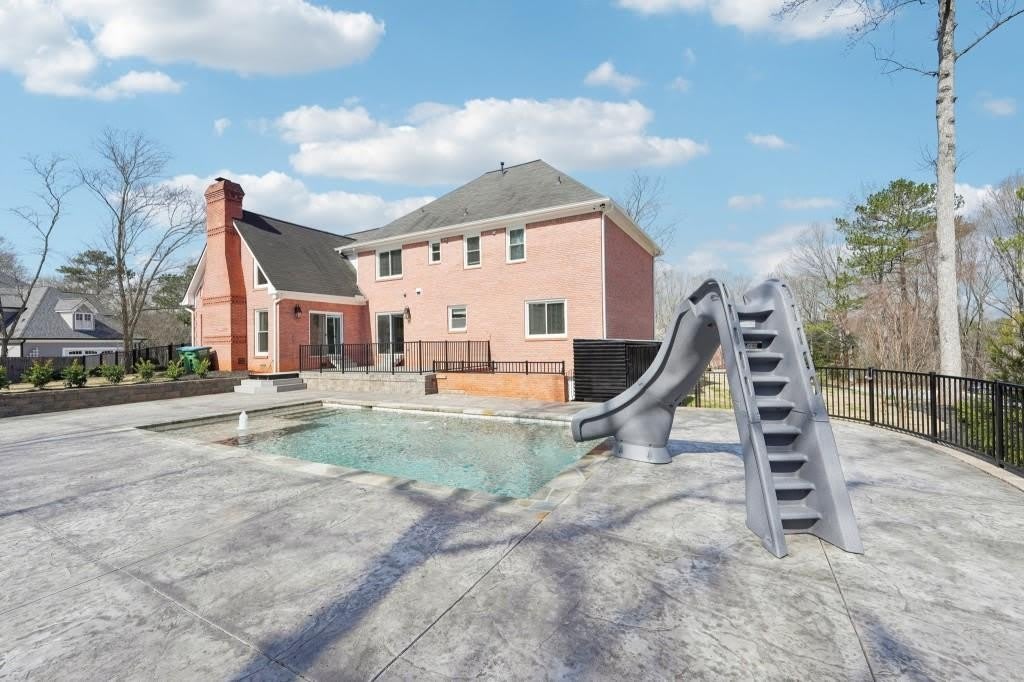 1600 Spring Arbor Court SW – photo 3