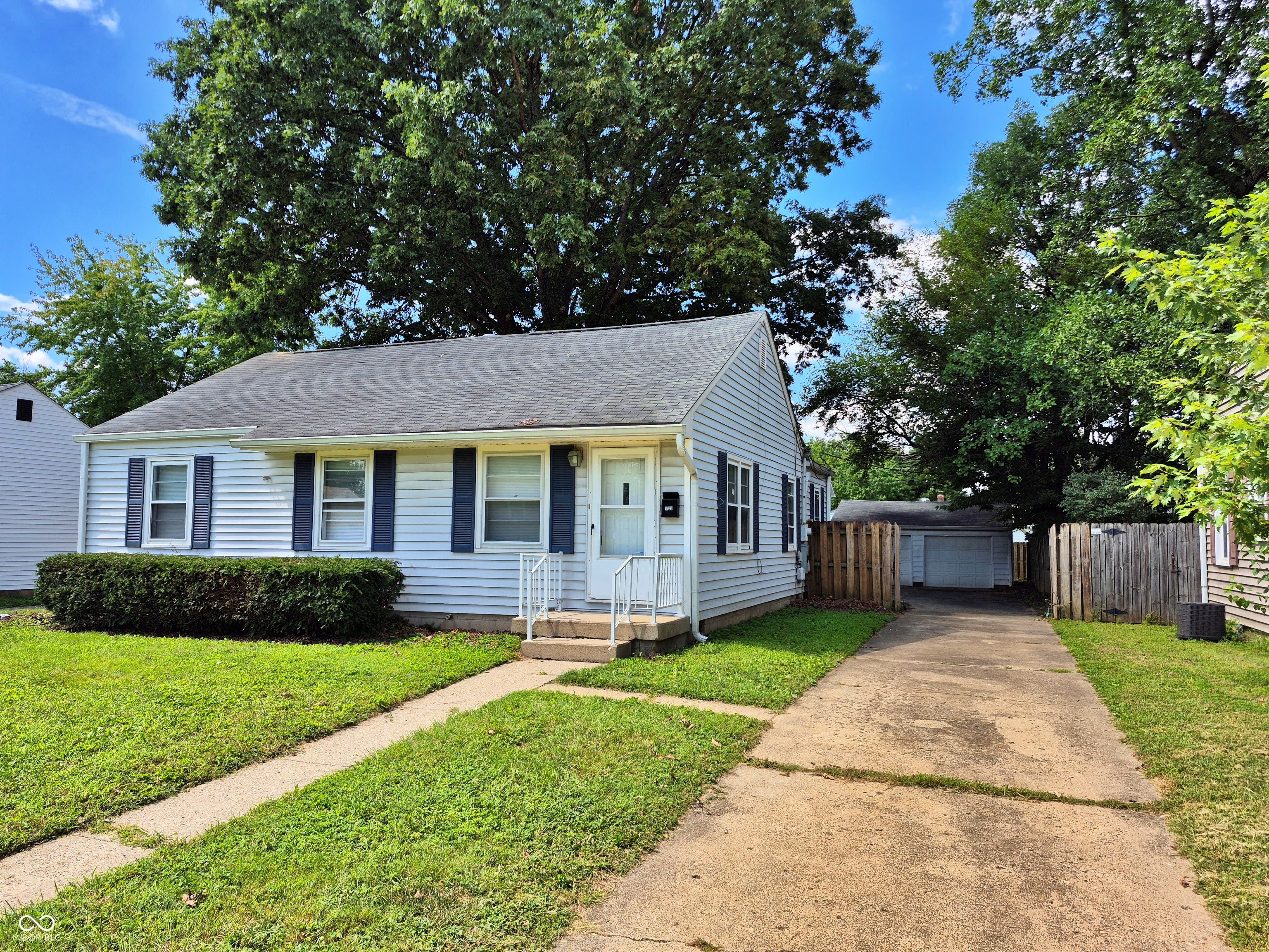 1126 Allison Avenue – photo 3