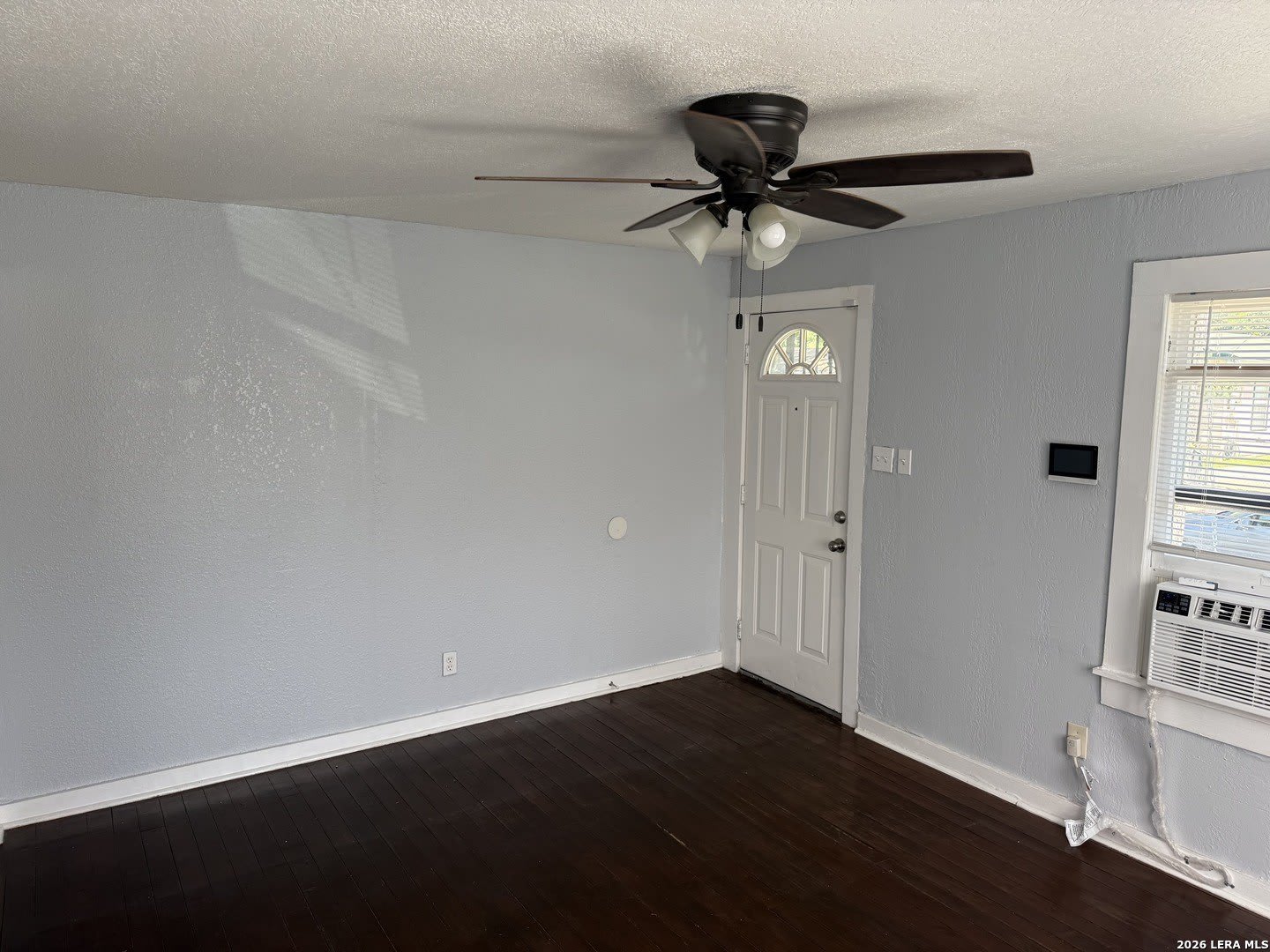 226 Wellington – photo 2
