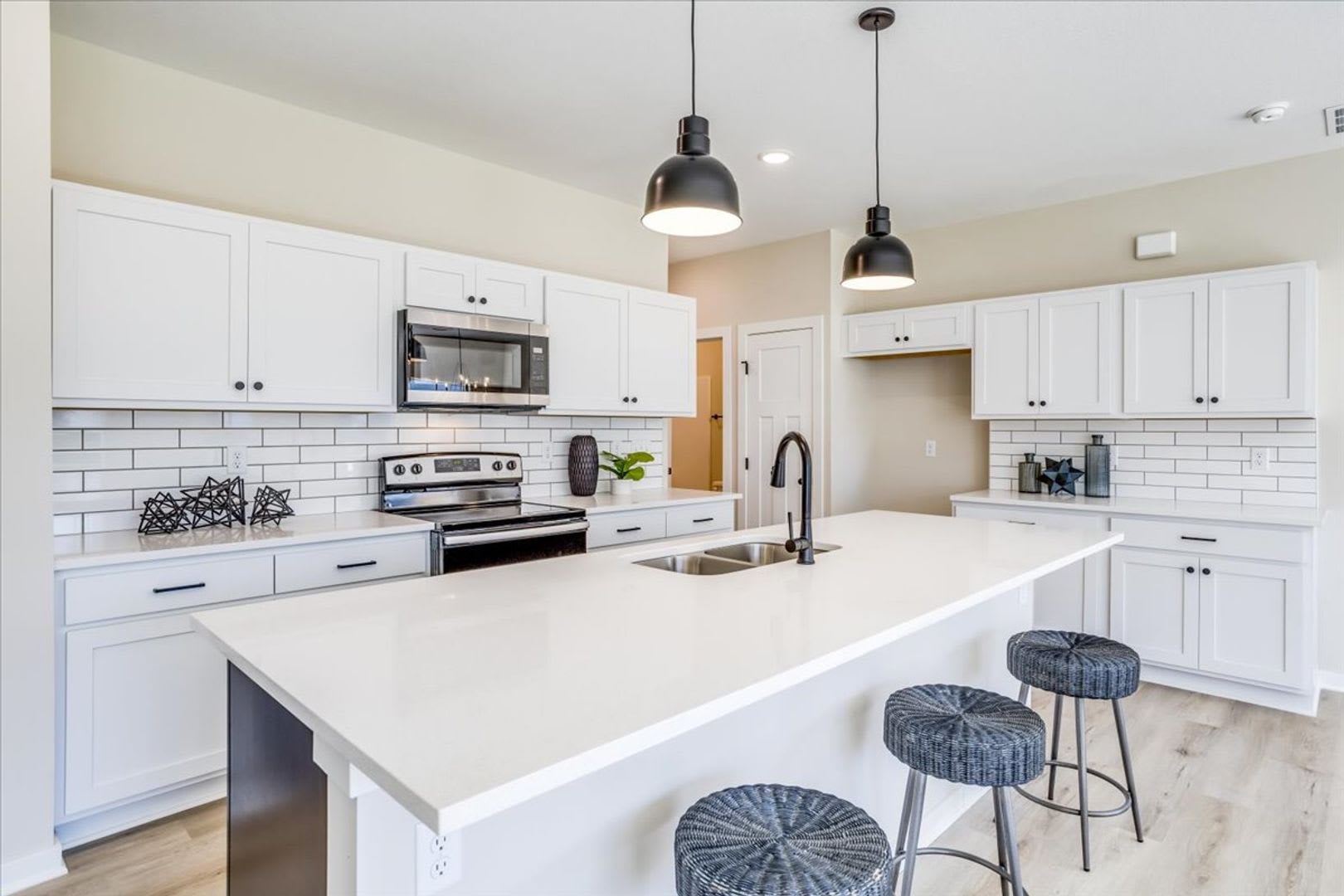 Fox Creek-Maggie Plan MODEL (NOT FOR RENT) – photo 3