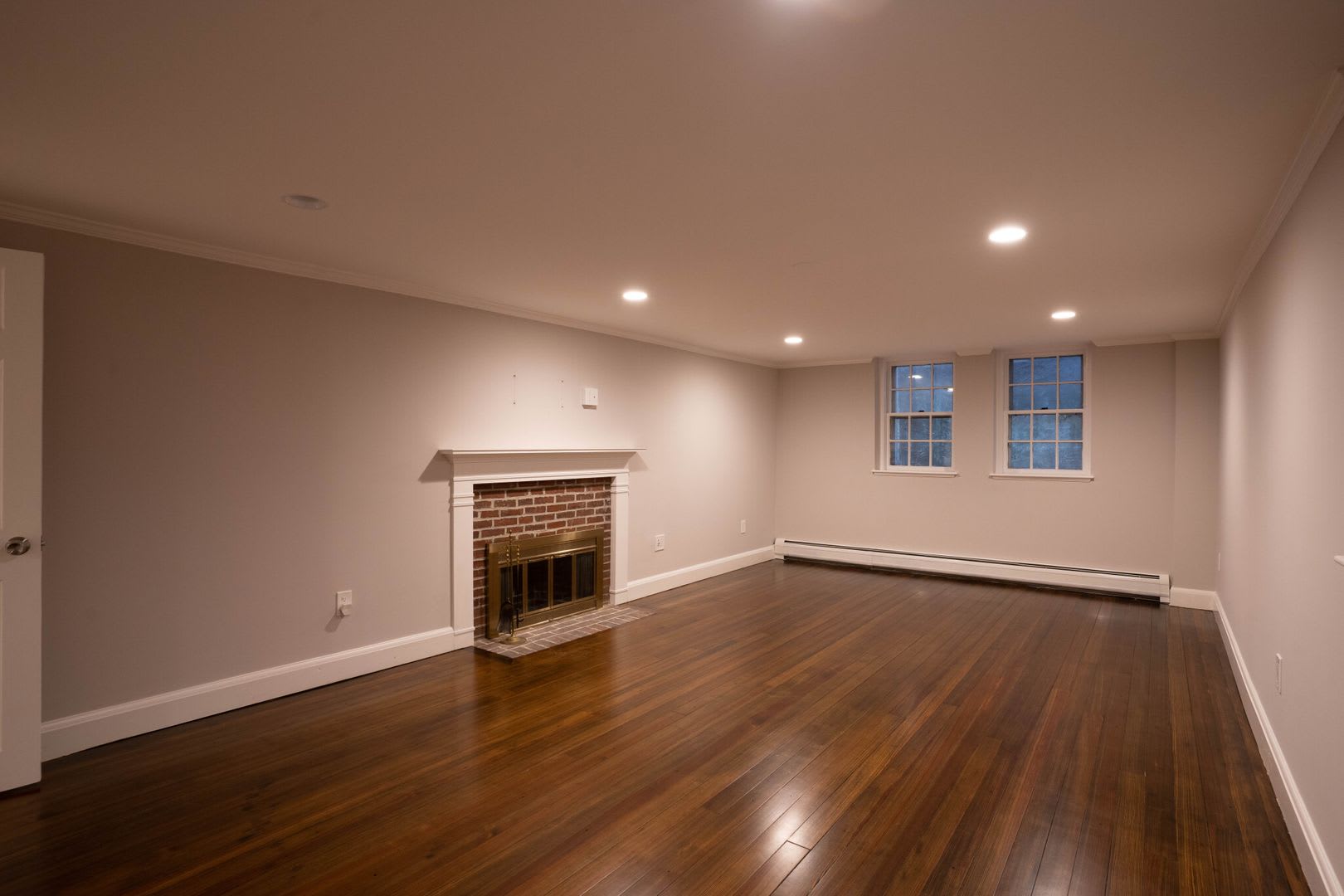 Charming Newton Home – photo 3