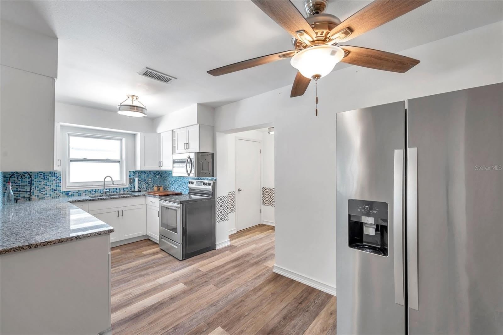 5900 Cypress Street N – photo 5