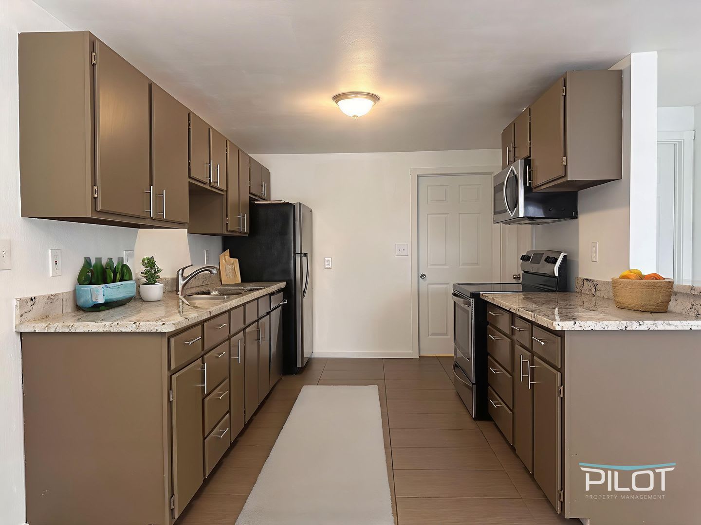 922 N 85th St – photo 2