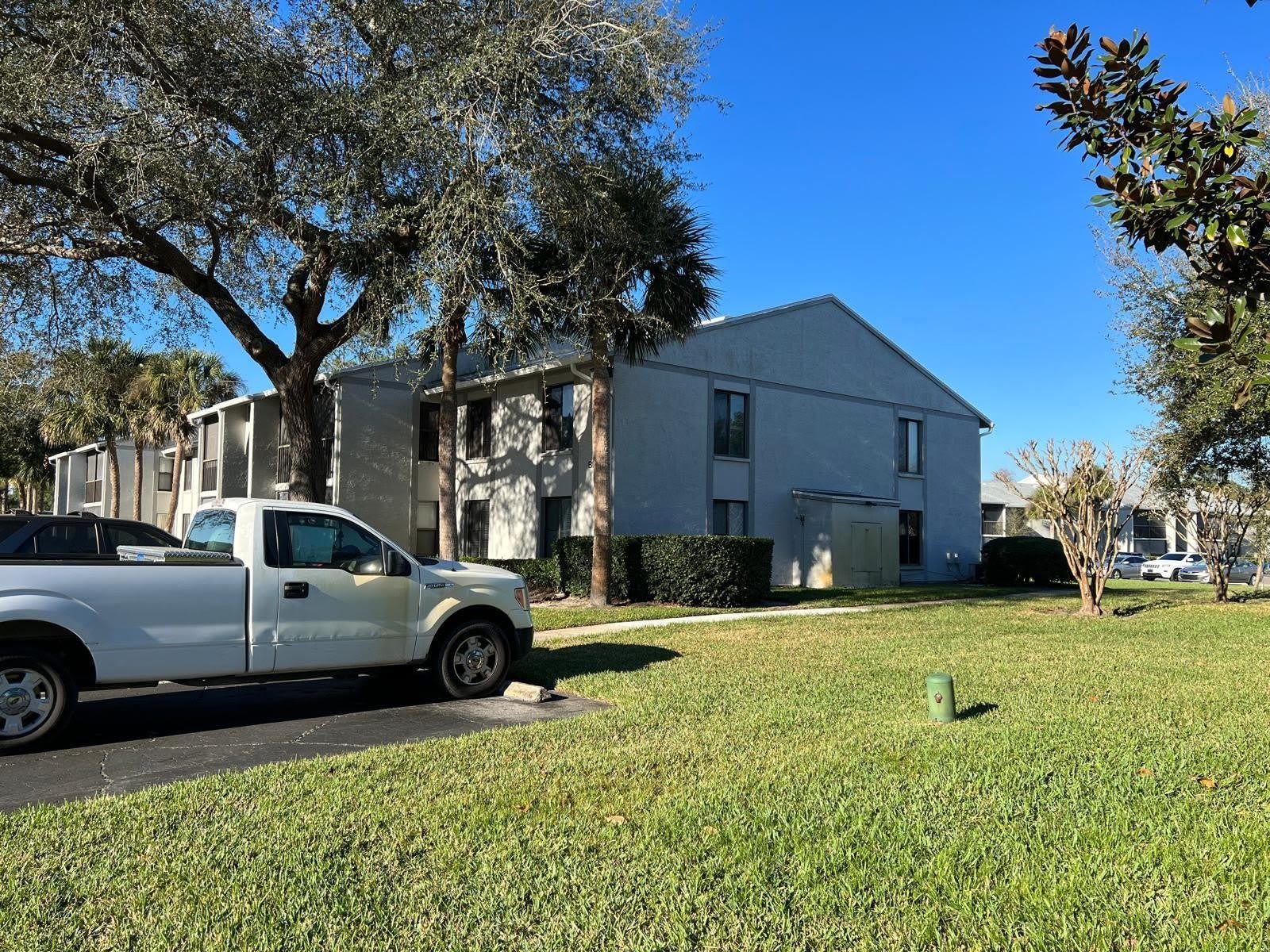 1324 S PINE RIDGE Circle – photo 3