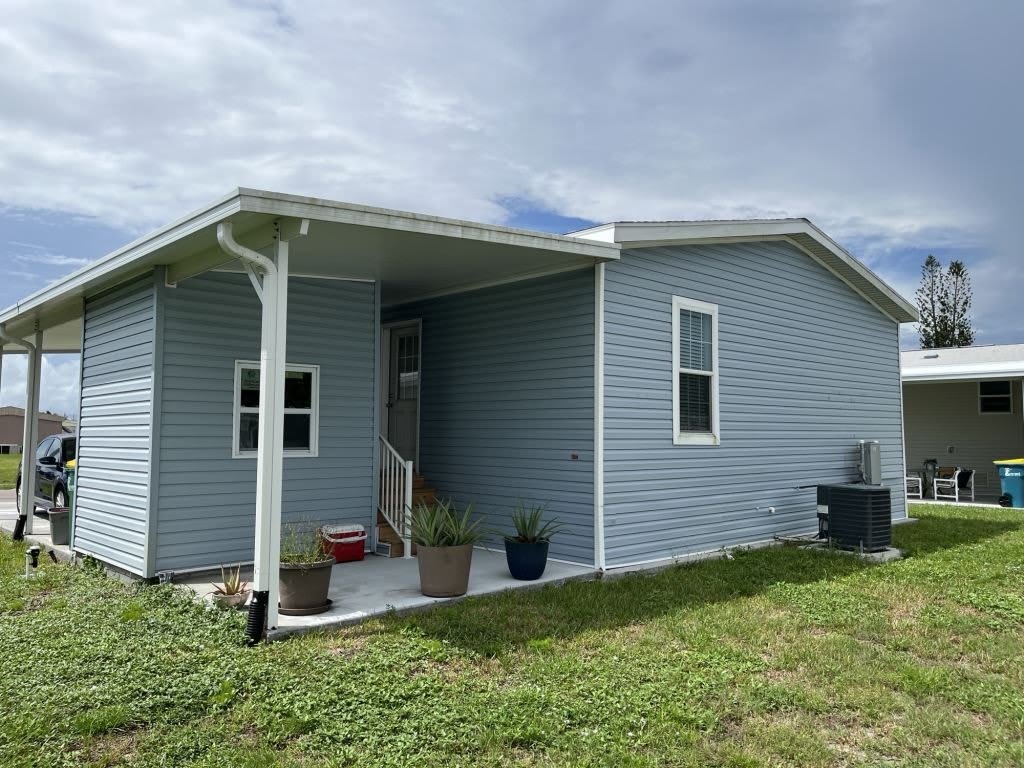 324 Waddell St – photo 5