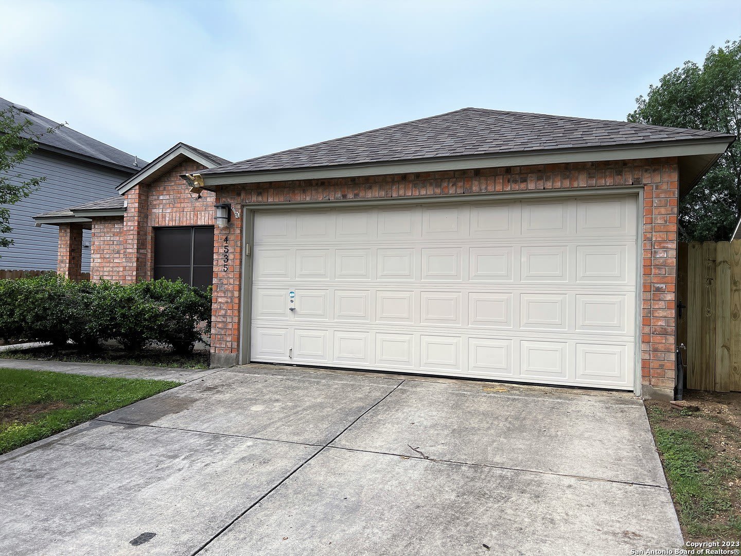 4535 Oakfield Way – photo 3