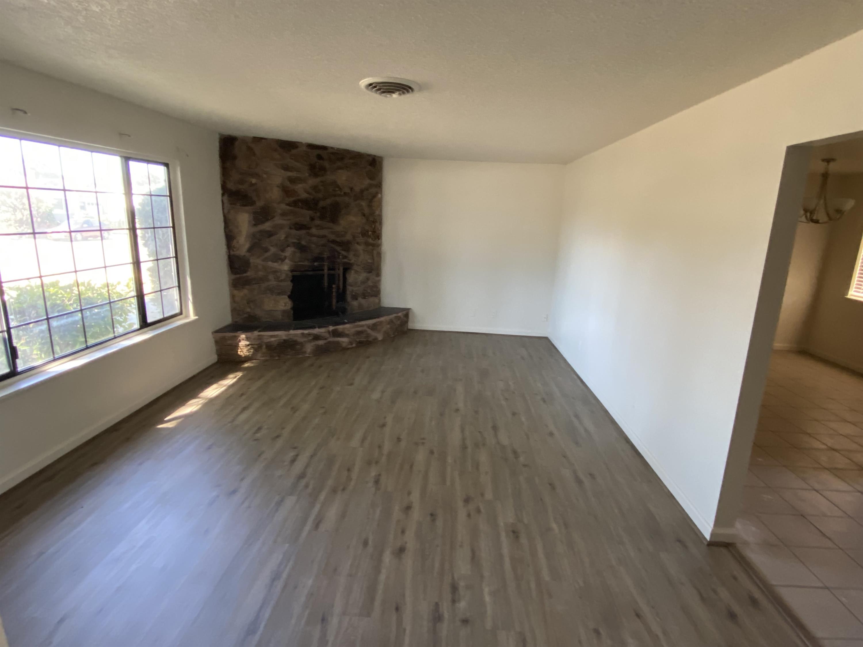 3015 Clearview Drive – photo 2