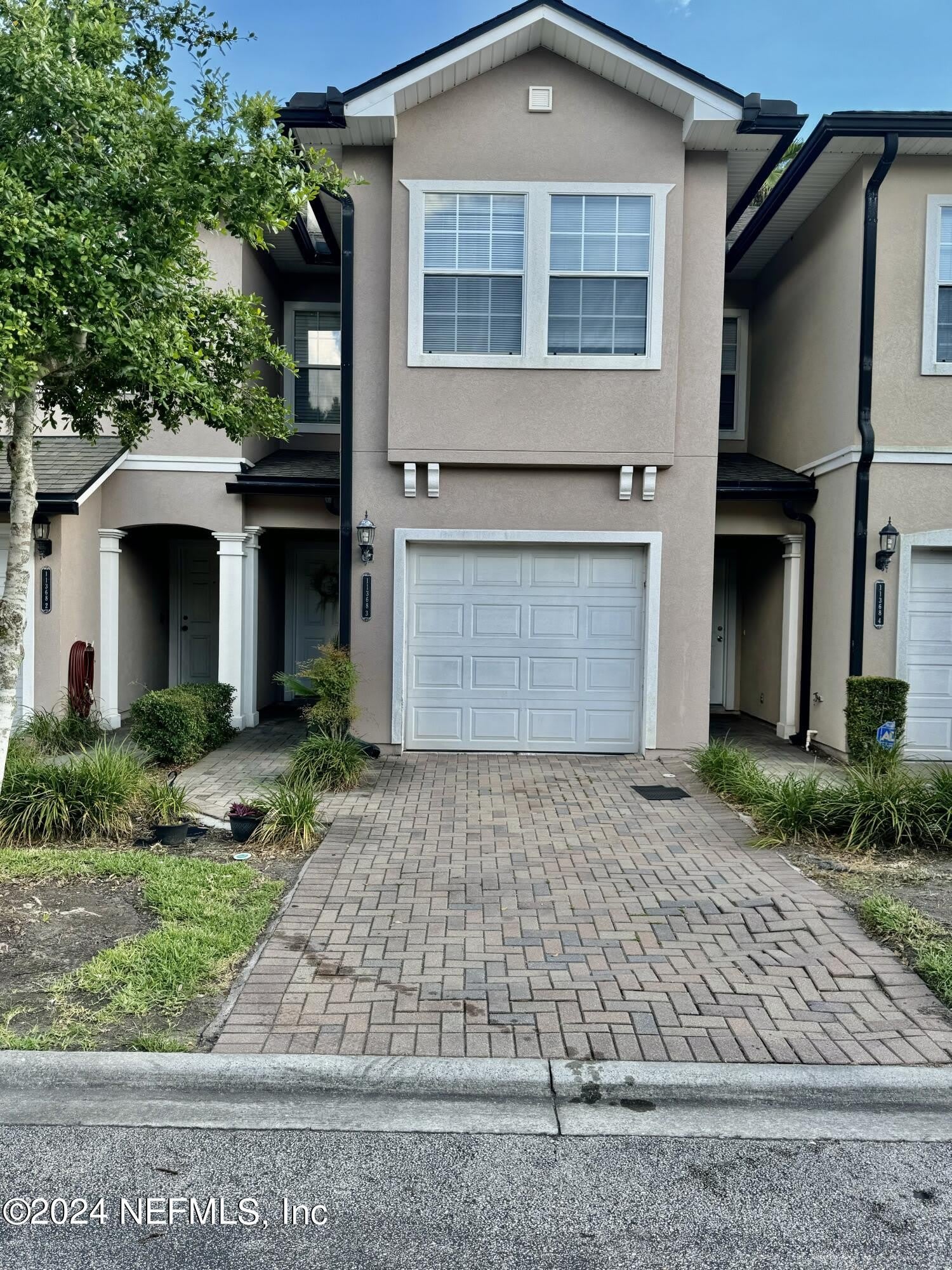 11368 ESTANCIA VILLA Drive – photo 5