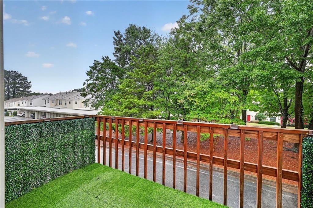226 High Creek Drive – photo 4