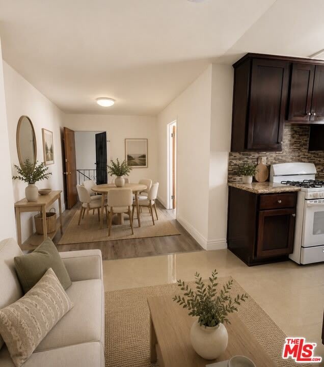 4822 Rosewood Ave – photo 5