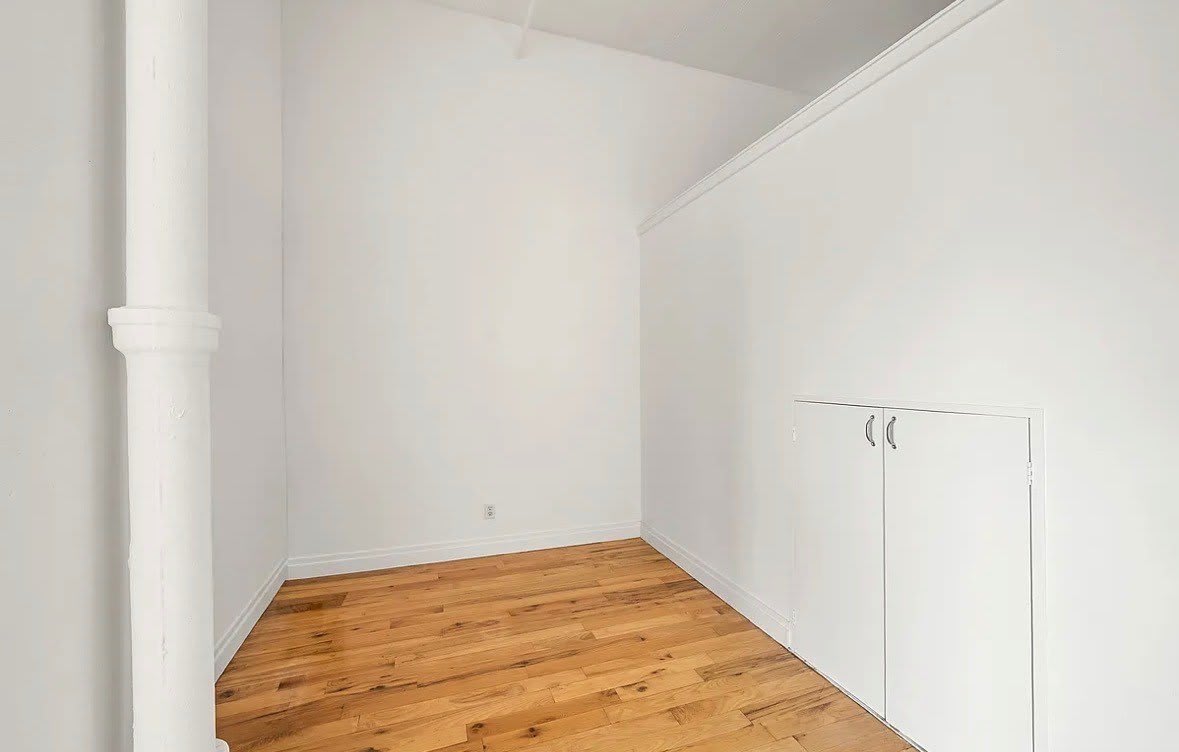 689 Myrtle Ave – photo 5