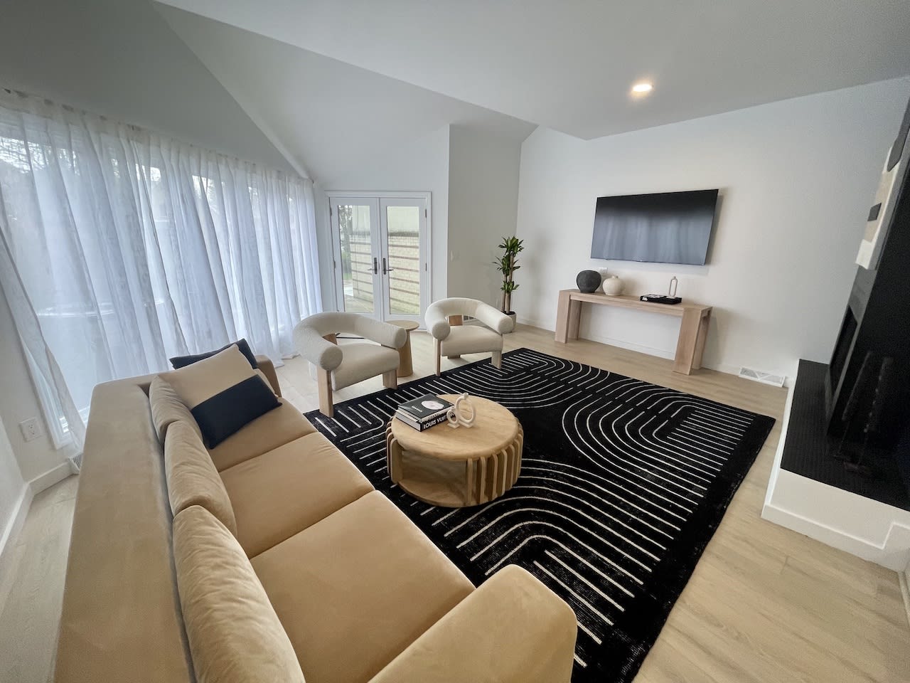 321 Gross Street – photo 5