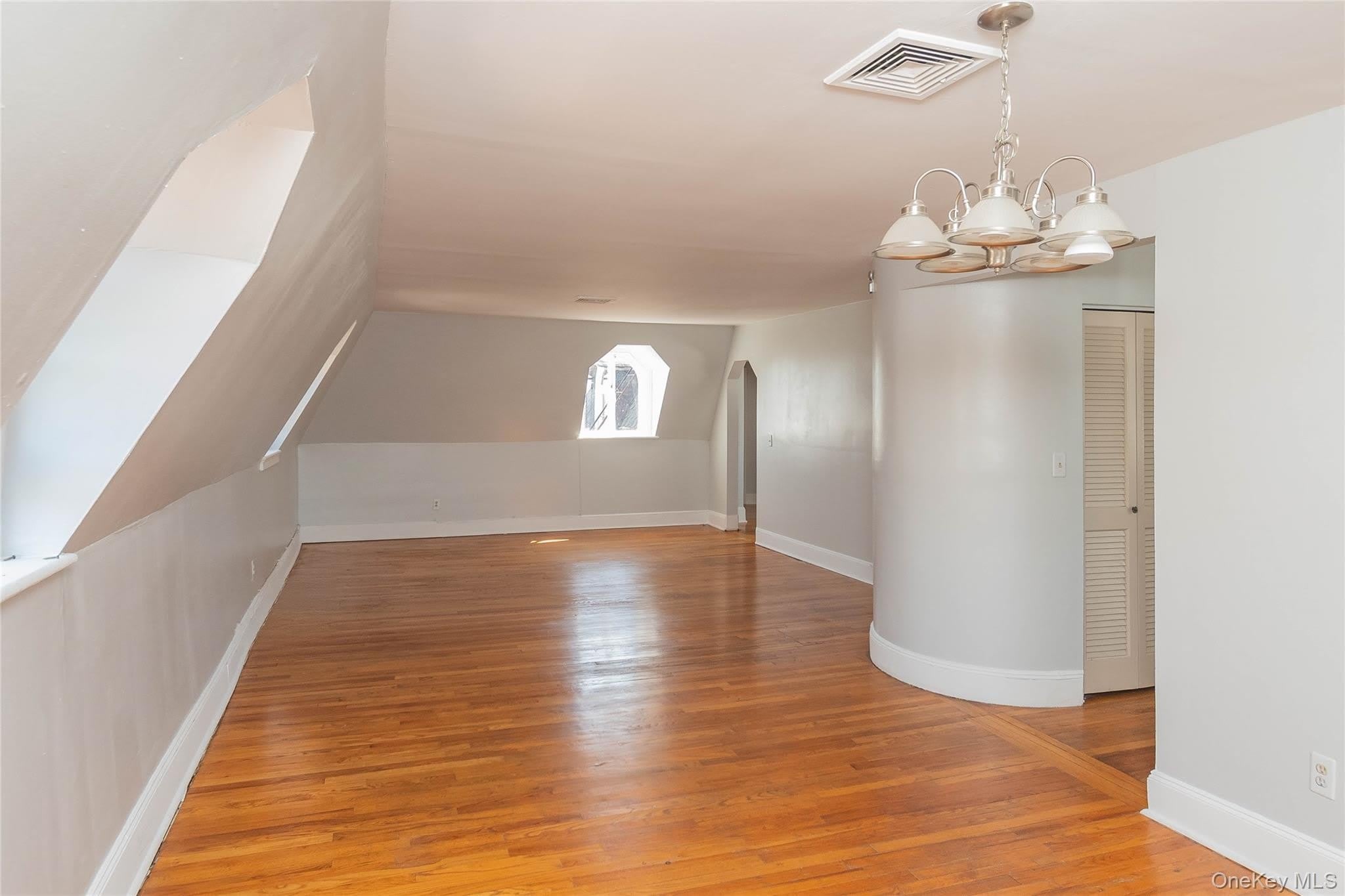 266 Grand Street – photo 4