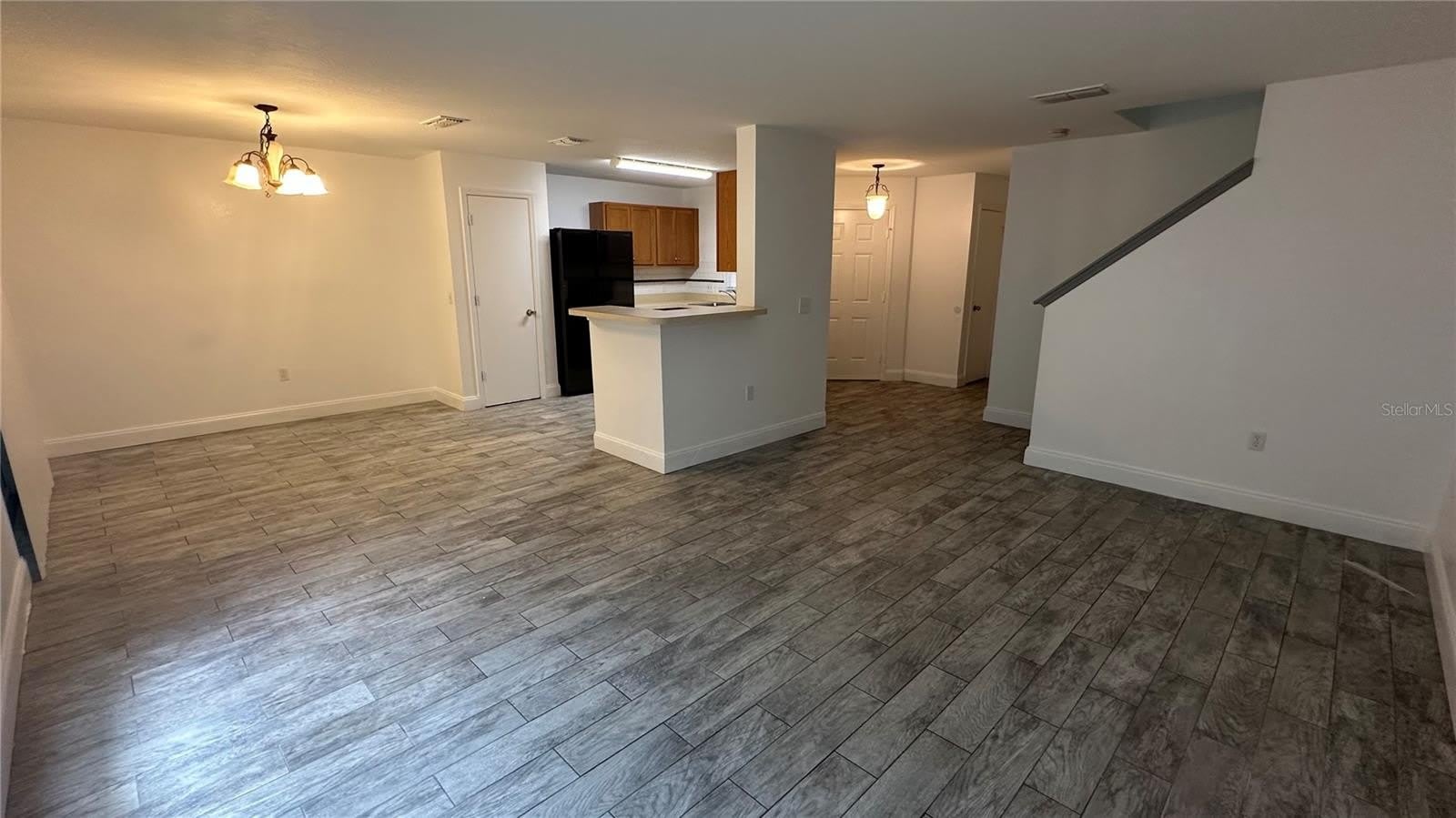 2437 HASSONITE Street – photo 4