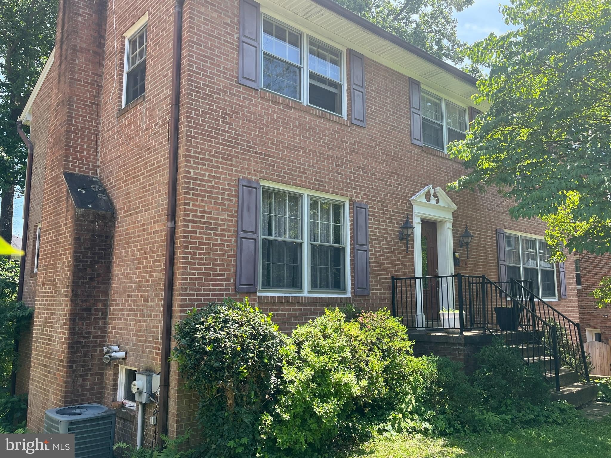5310 DANBURY Road – photo 2