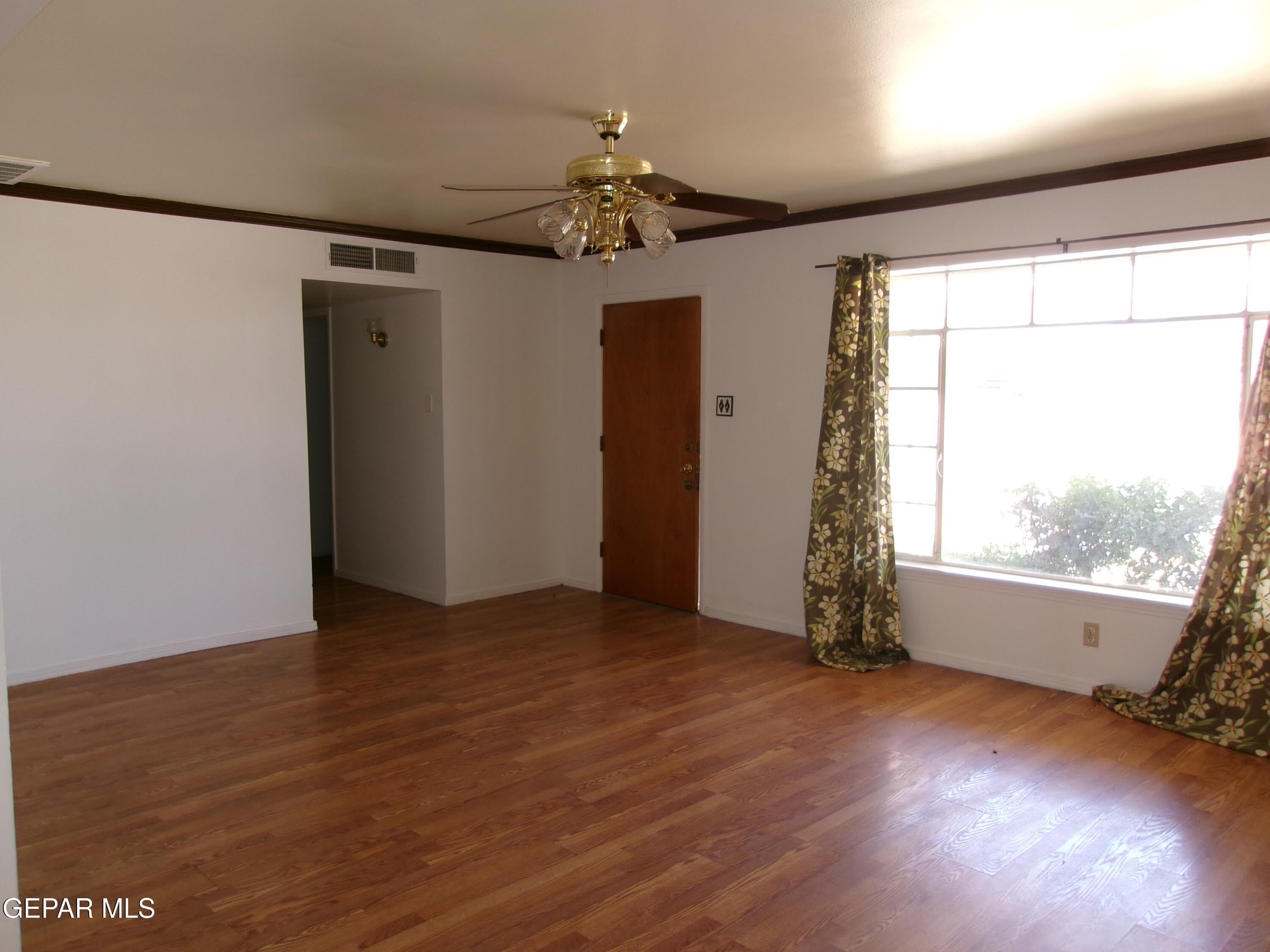 3500 OLYMPIC Avenue – photo 2