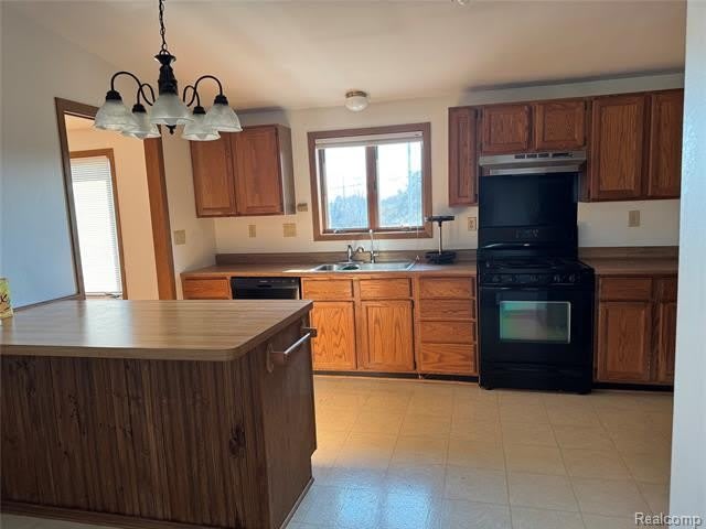 2346 London Bridge Drive – photo 5