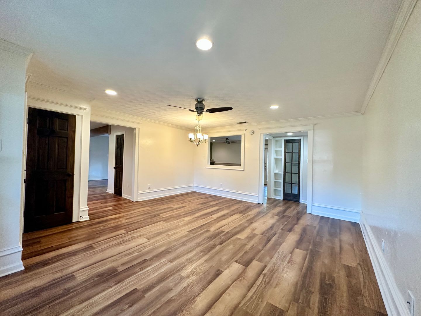 Available Now! Unique 4-Bedroom 2.5-Bath Corner Lot Home with Outdoor Kitchen & Detached Garage – photo 3
