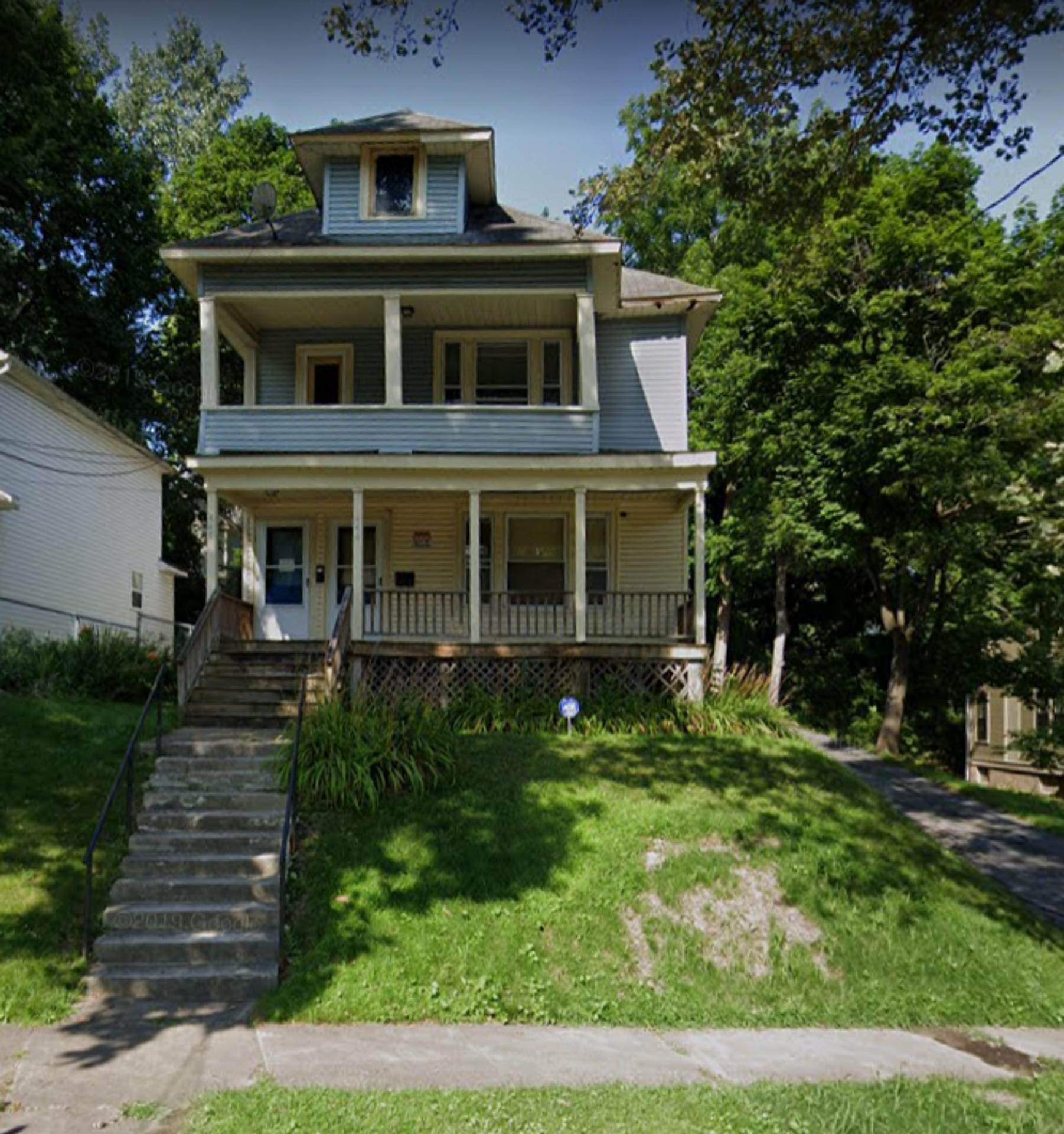 446 Columbus – photo 1