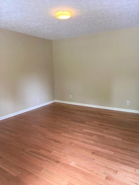 498 East Red Bud Road – photo 1