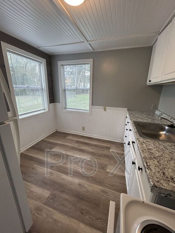 468 Fieldcrest Dr – photo 5