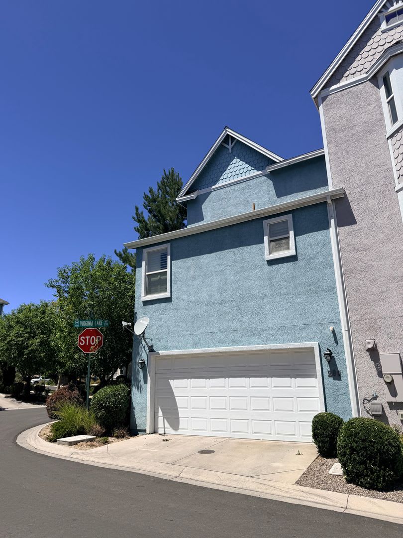 299 Gramercy Lane Available Now – photo 2