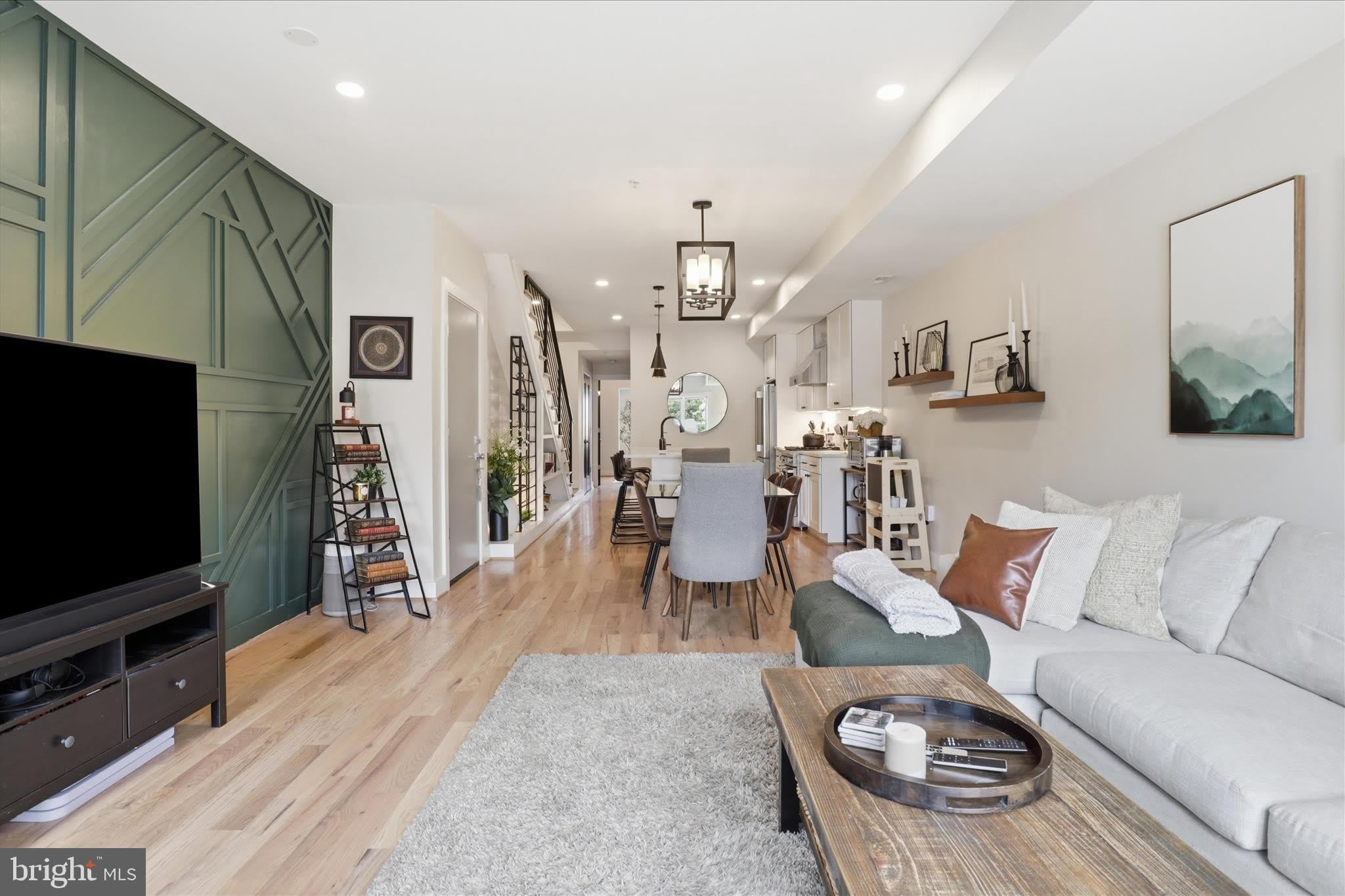 1222 NEAL Street NE – photo 1
