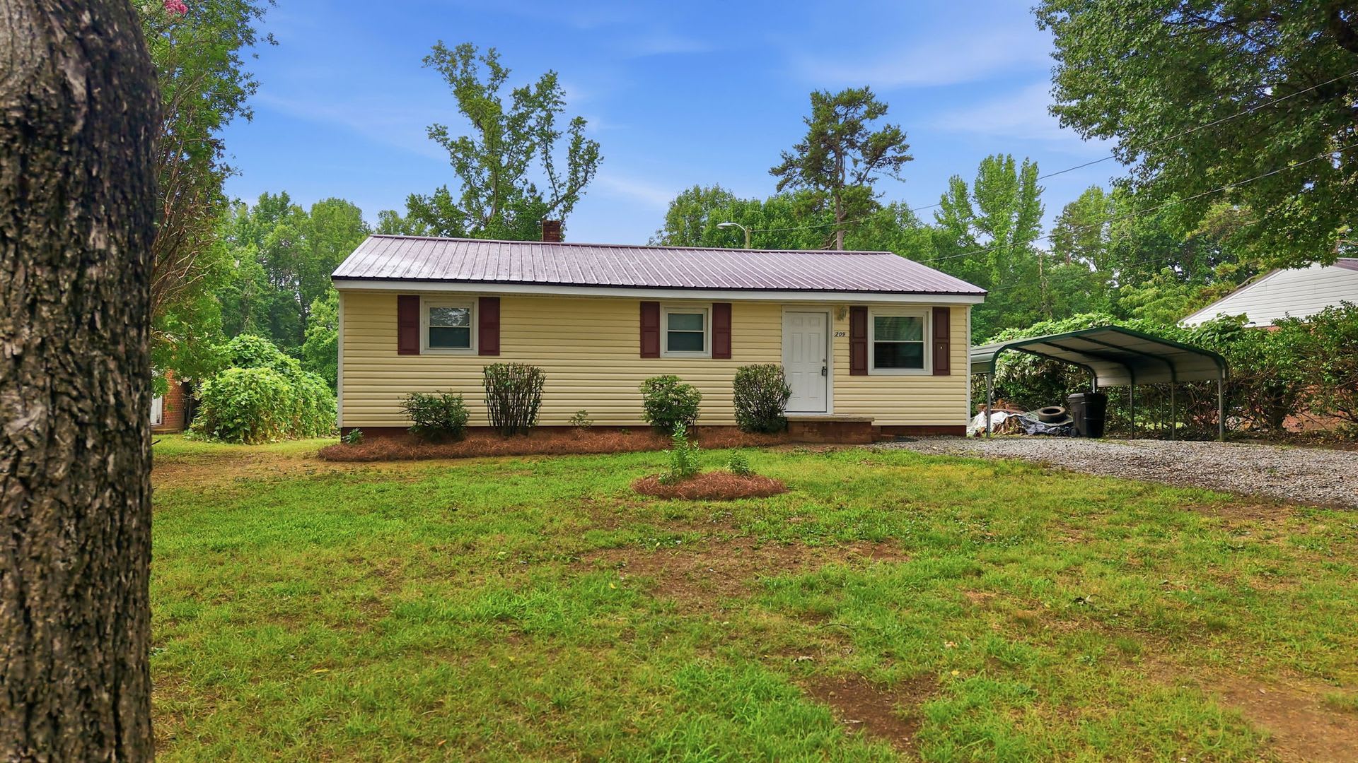 3 Bedroom 1 Bathroom – photo 2