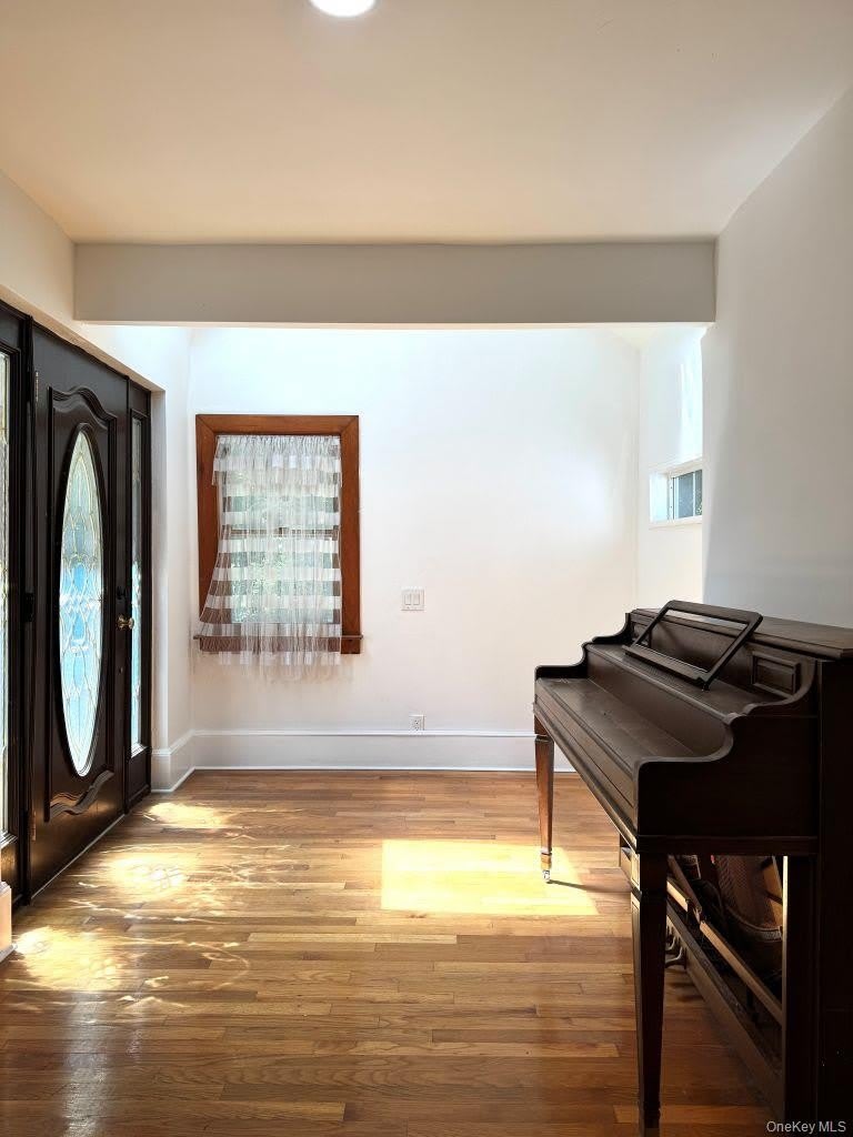 560 Taxter Road – photo 2
