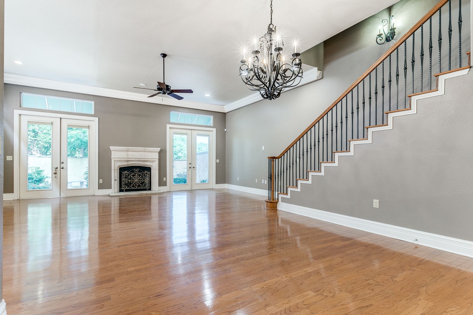 LUXURY 3-BEDROOM TOWNHOME IN ALAMO HEIGHTS – photo 5