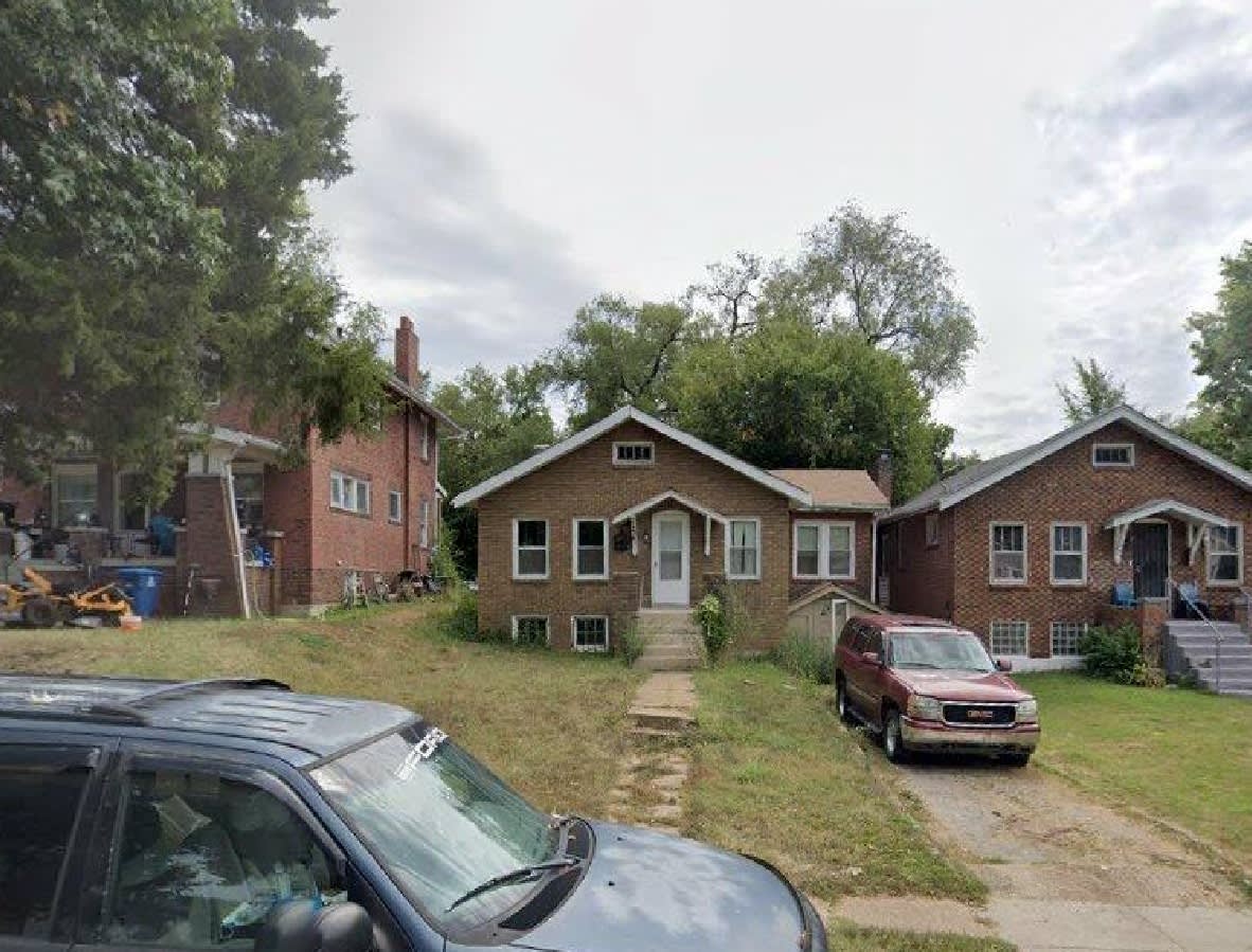 3738 Sylvan Pl – photo 1