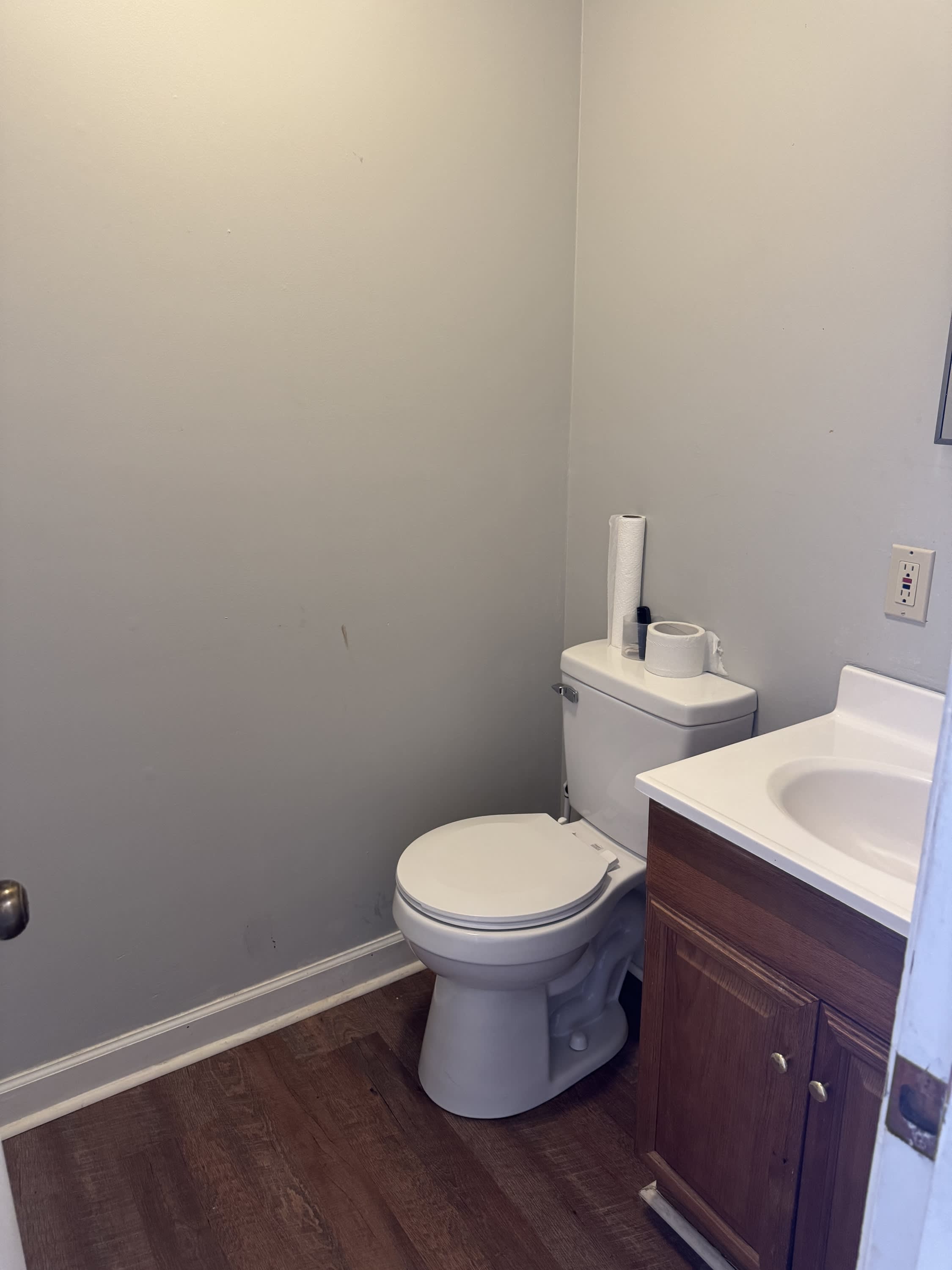 901 East Main Street #2APT 2 – photo 4