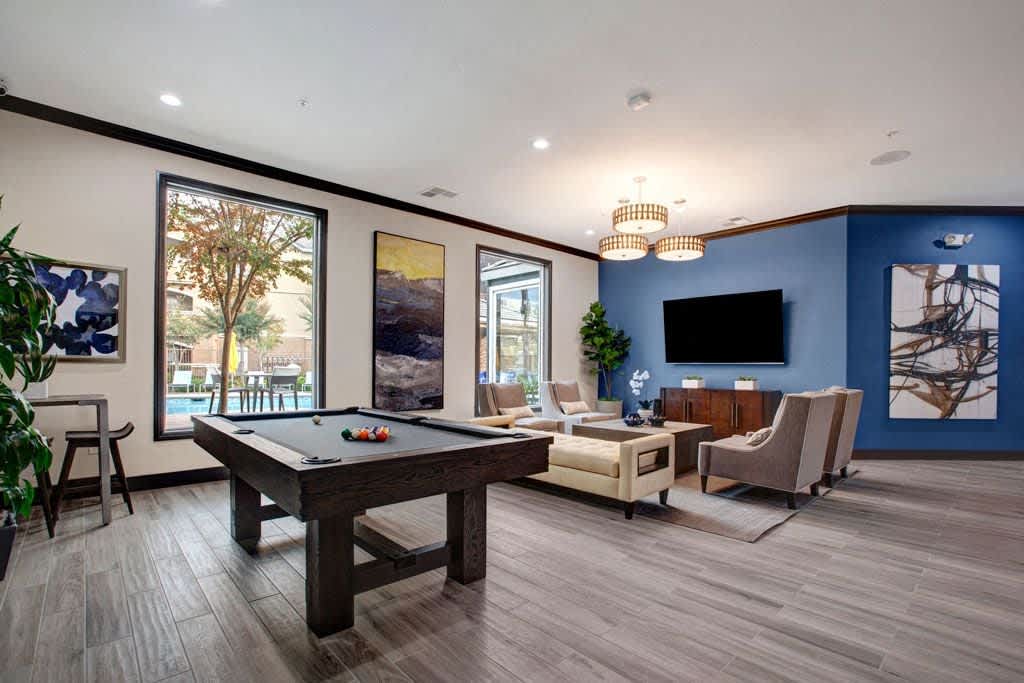 Broadleaf Apartments – photo 2