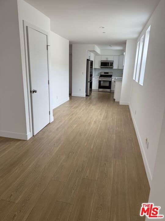 227 N Park View St – photo 4