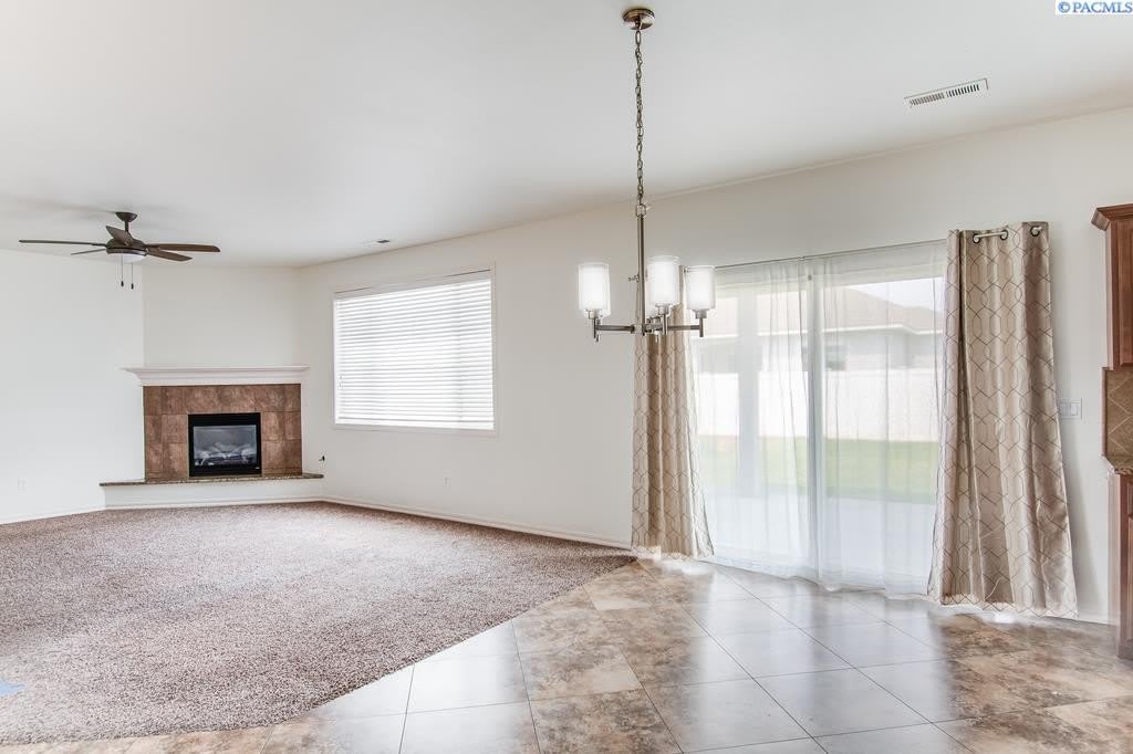 1815 Sunshine Avenue – photo 5