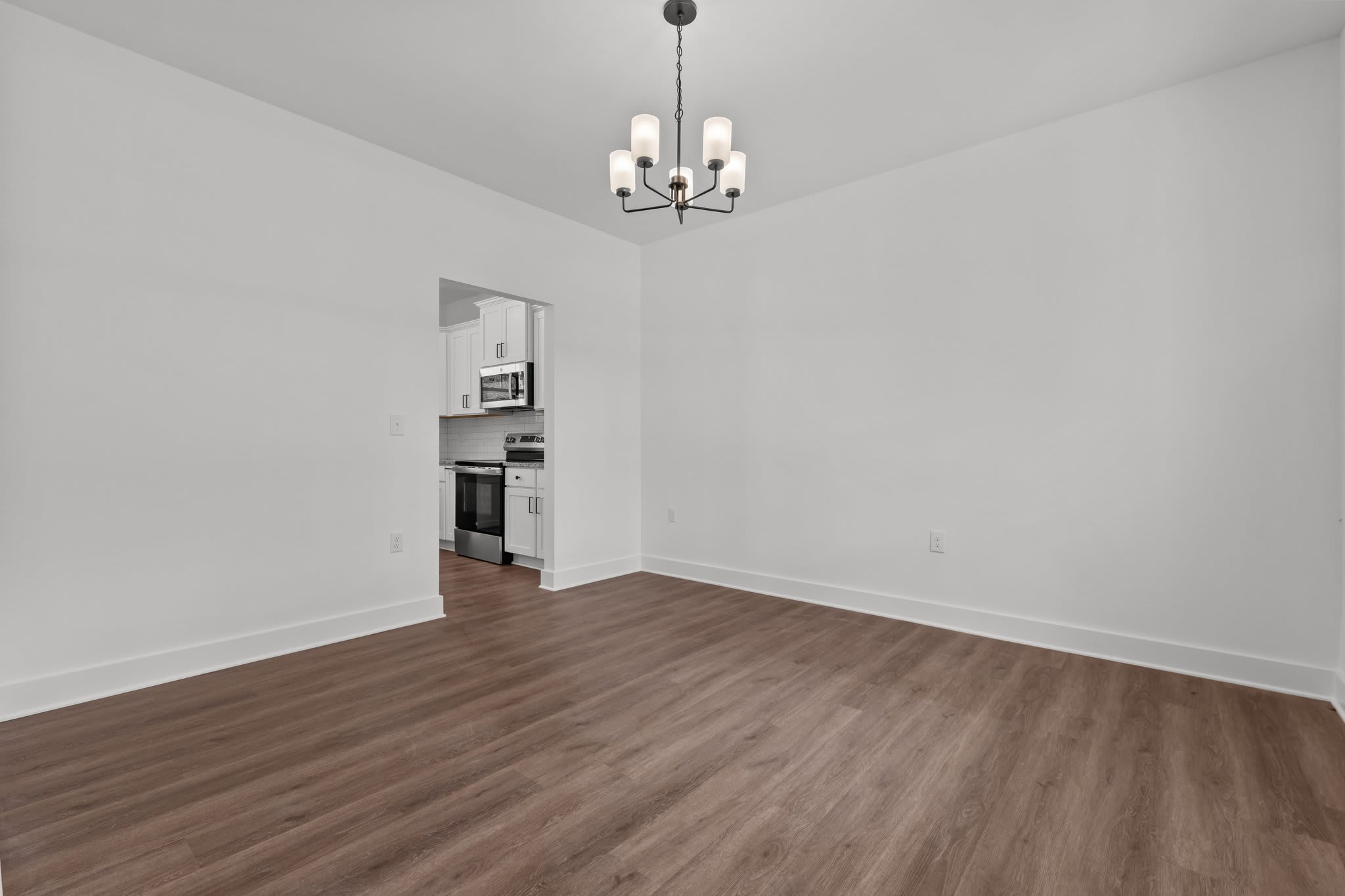 1571 Scull Road – photo 3