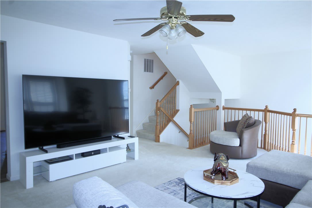 1305 Michael Drive – photo 3
