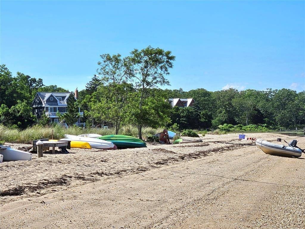 3650 Bay Shore Road – photo 4