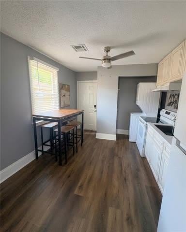 3711 BRUXELLES Street – photo 2