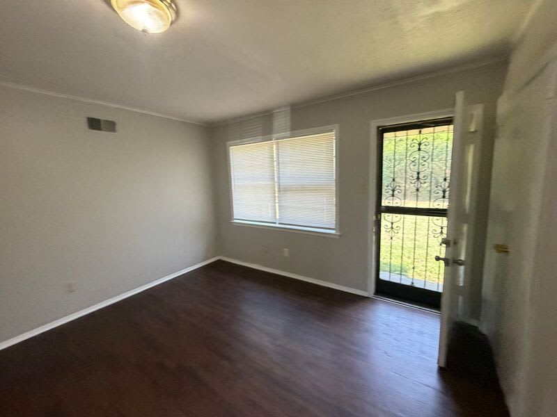 4372 Deerland St – photo 4