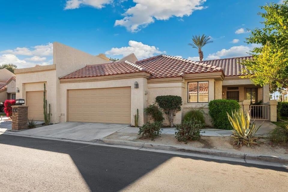 41417 Princeville Lane – photo 1