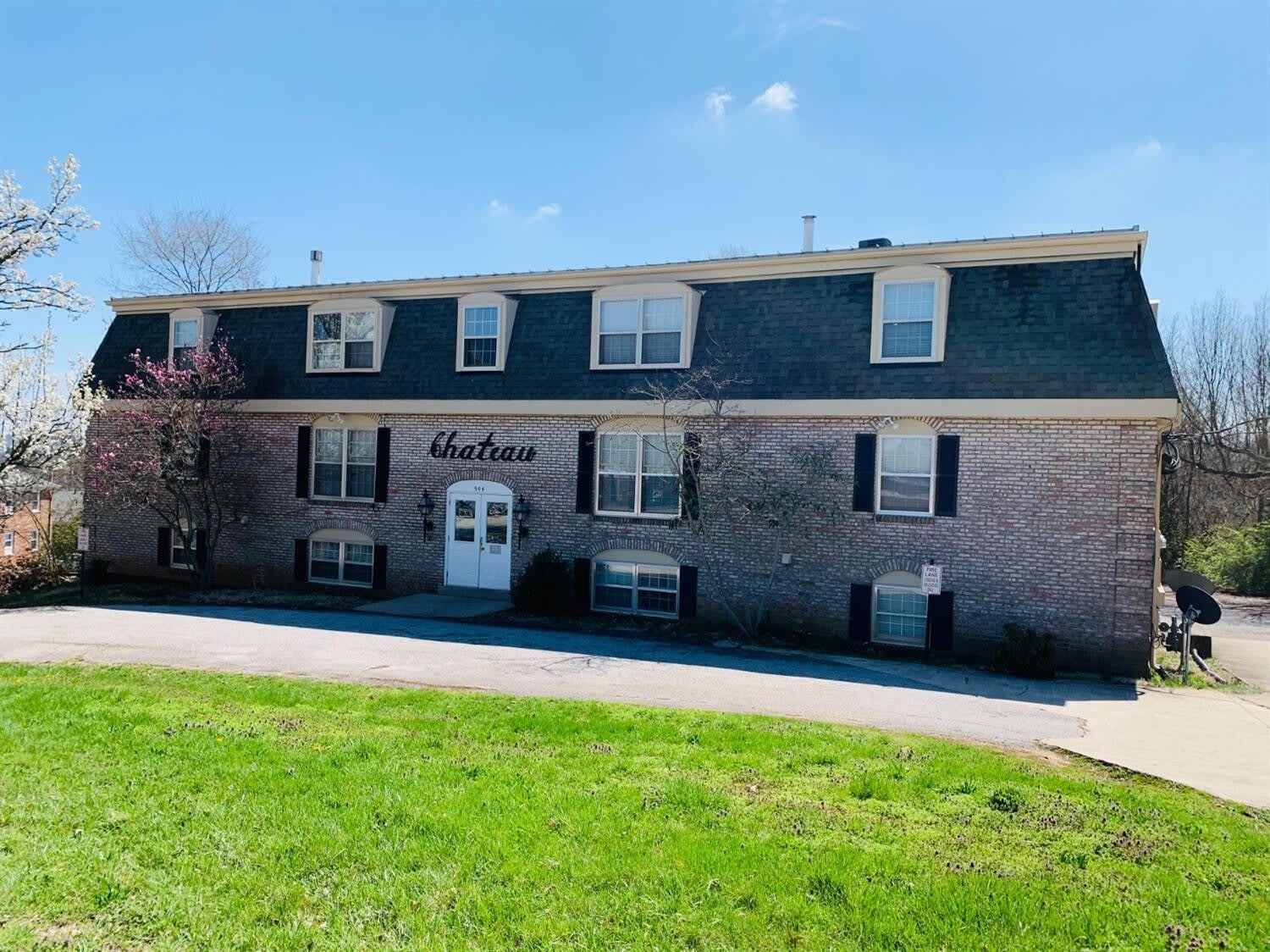 904 Plaza Drive – photo 1