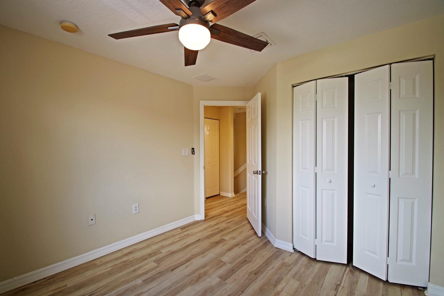 1904 Sw 60 Ave – photo 5