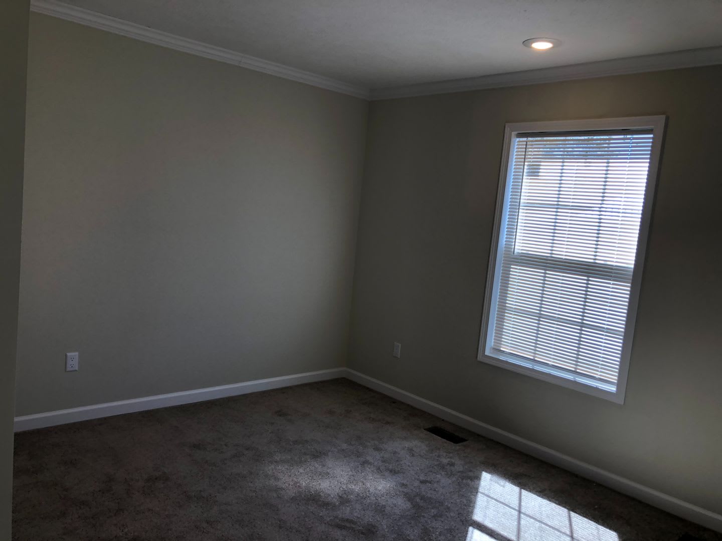 3 Bdrm/2 Bath Duplex Gray, TN 37615 – photo 4
