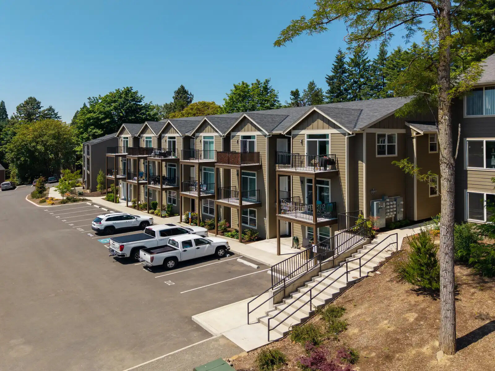 Cedar Square – photo 1