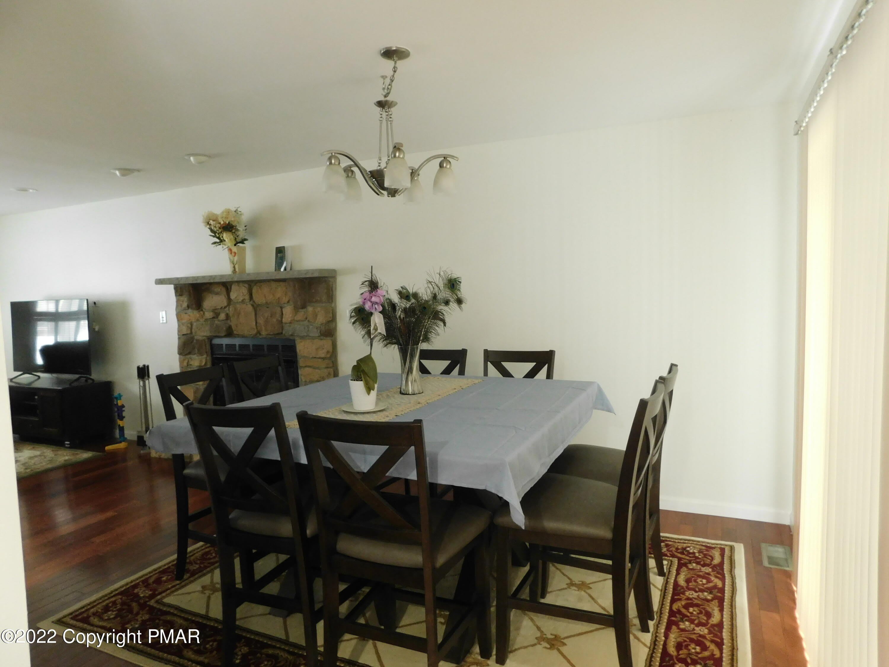 5373 Spruce Lane – photo 3