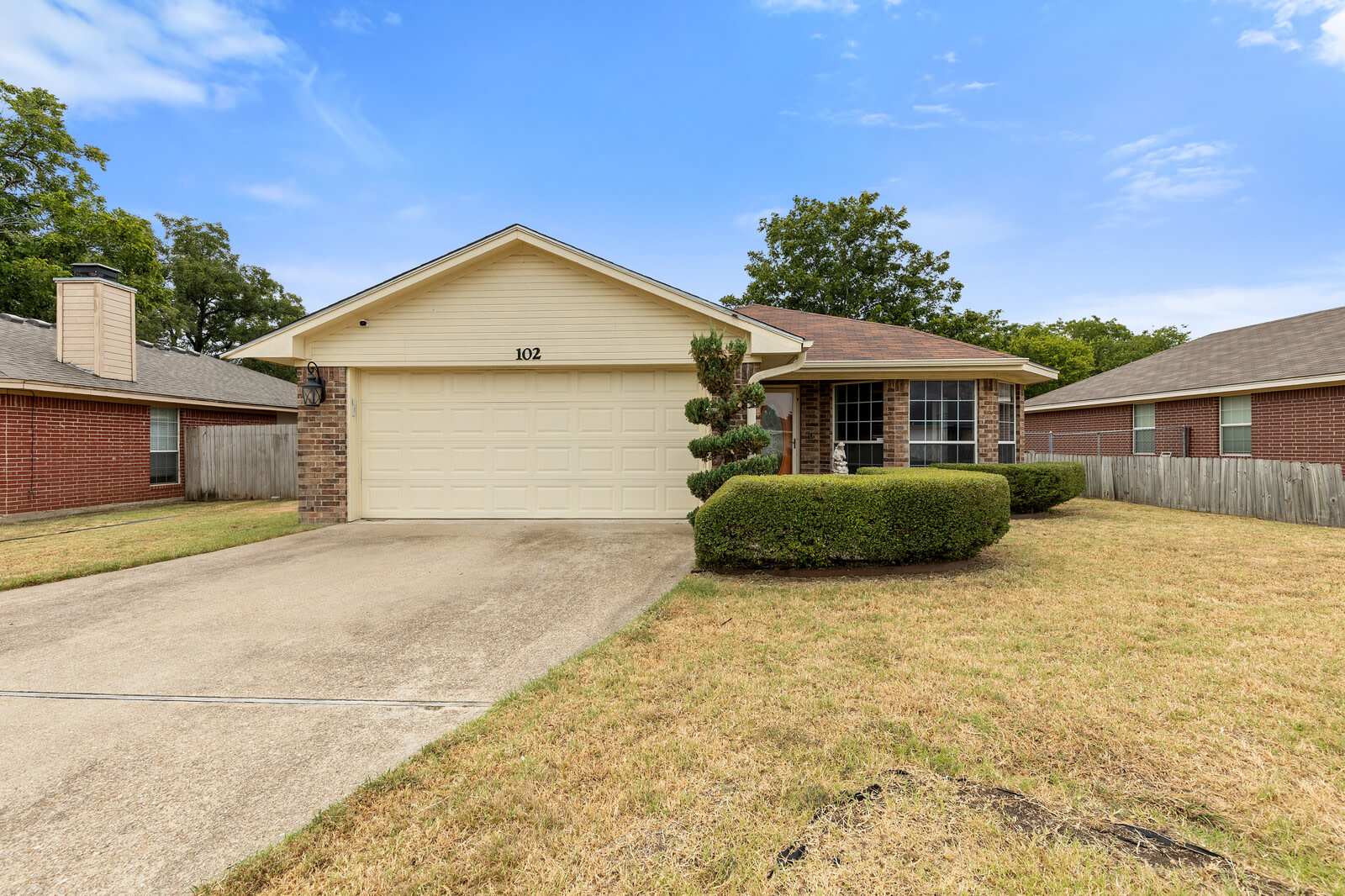 102 Applegrove Circle – photo 1