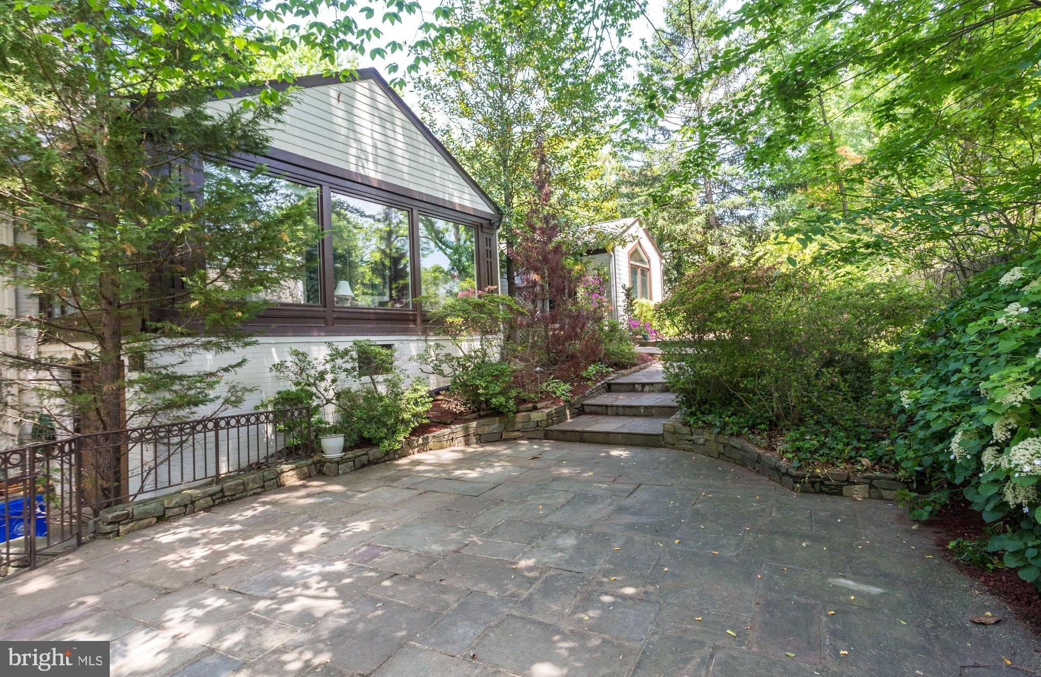 5628 Knollwood Road – photo 2