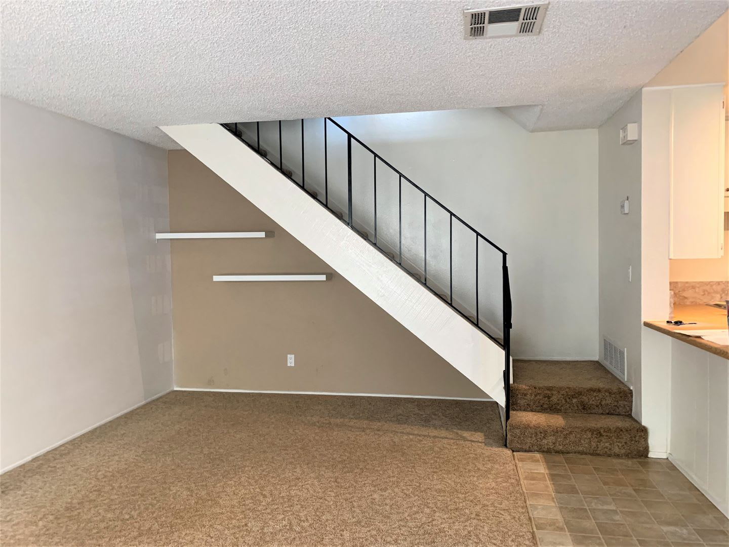 2BR/1BA Townhome with pool in Penasquitos Villas – photo 5