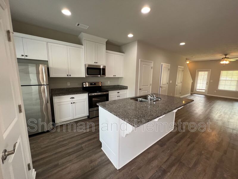 672 Dobhill Lane – photo 2